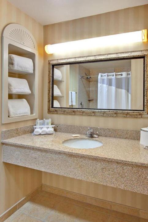 Holiday Inn Express Tehachapi By Ihg Eksteriør bilde